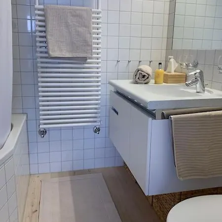 Sonniges Und Stylishes Bijou In Bad 아파트